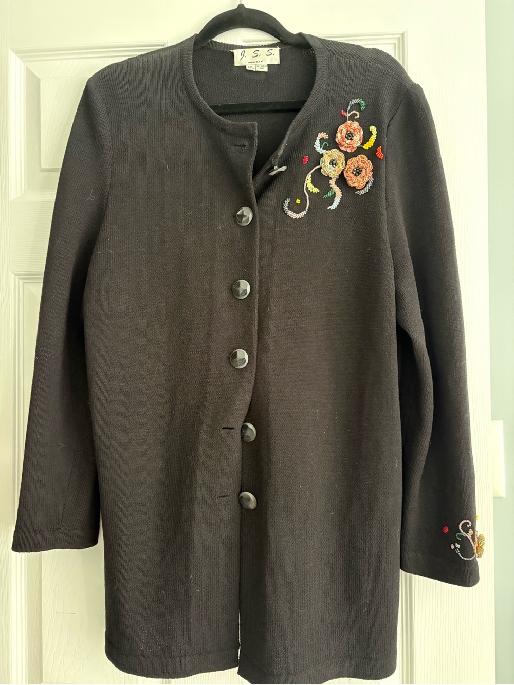 Vintage JSS Made in USA Embroidered Cardigan Size XL Wool Blend